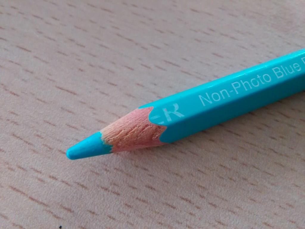 mine crayon bleu